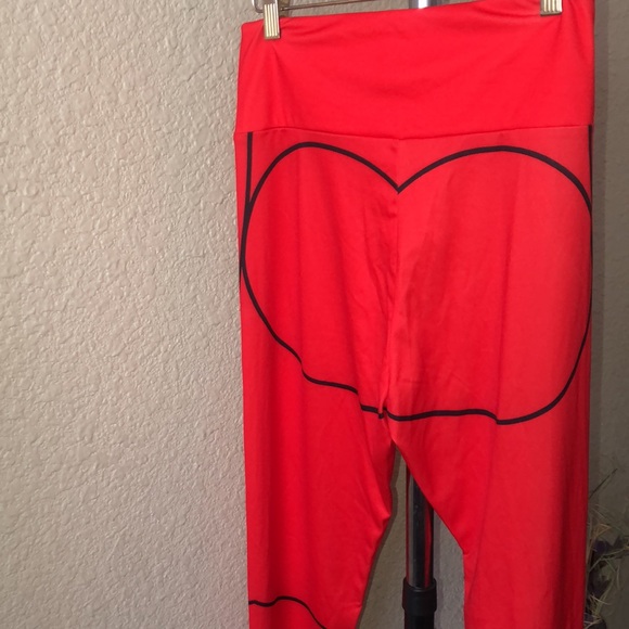 Red Jump in Me Leggings Nwot - Picture 4 of 5